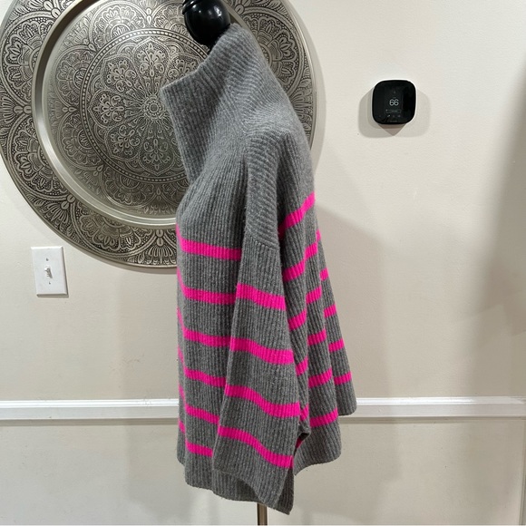 Autumn Cashmere Brenton Striped Funnel Neck sweater - Size M - Picture 7 of 8